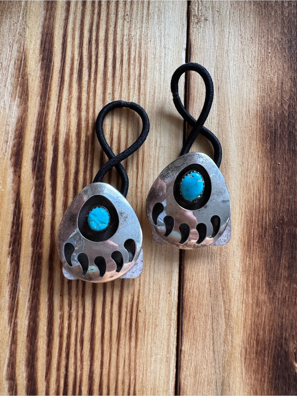 Native American Bear Claw Turquoise Stone Hair tie